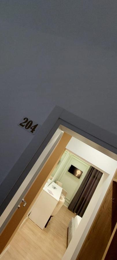Hotel Kristal Влёра Экстерьер фото